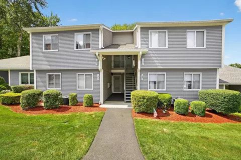 188 Long Hill Dr #C, Yorktown, NY 10598