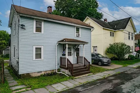 3 Coleman St, Port Jervis, NY 12771
