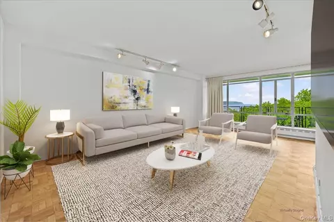 2727 Palisade Ave #15L, New York, NY 10463
