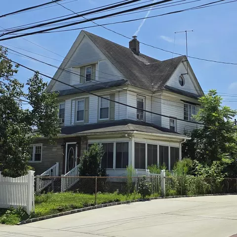169 Spencer Ave, Lynbrook, NY 11563 photo 1