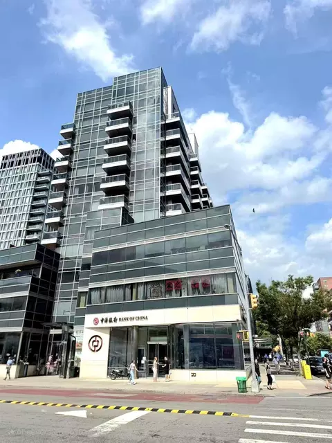 42-35 Main St #8H, Flushing, NY 11355