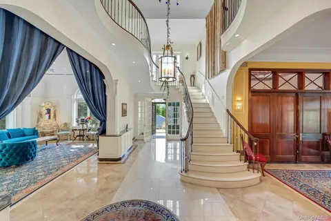 5440 Independence Ave, New York, NY 10471