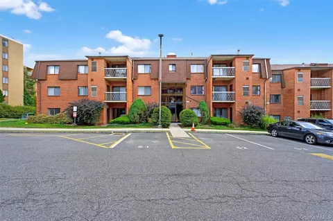 513 Kennedy Dr, Ramapo, NY 10977