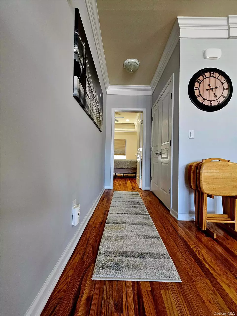 Entry Way - 124 Wildwood Cir, Holtsville, NY 11742 photo 2 of 4