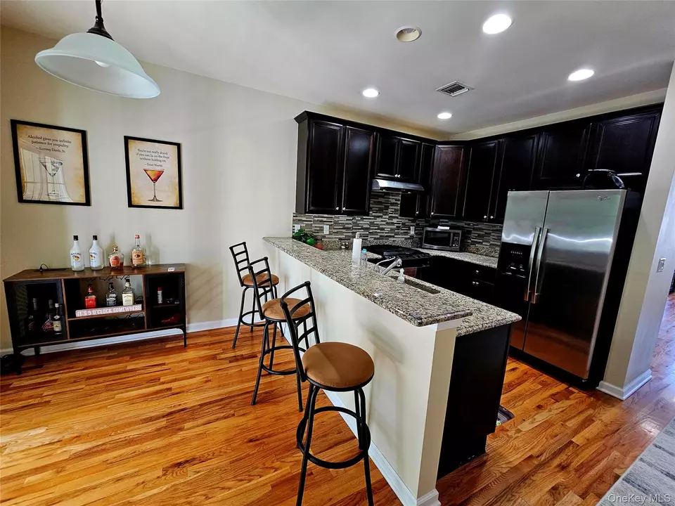 Kitchen - 124 Wildwood Cir, Holtsville, NY 11742 photo 3 of 3