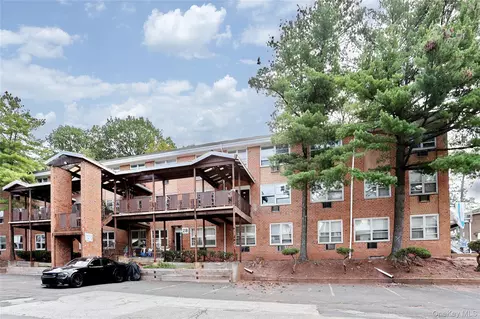 219 Kearsing Pkwy #A, Ramapo, NY 10952