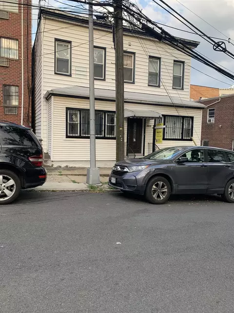 4415 72nd St, Woodside, NY 11377