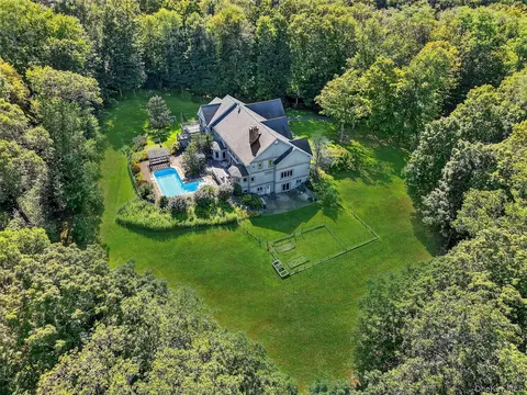 55 Enoch Crosby Rd, Southeast, NY 10509