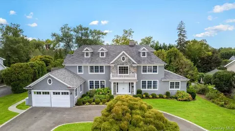1015 Seven Oaks Ln, Mamaroneck, NY 10543