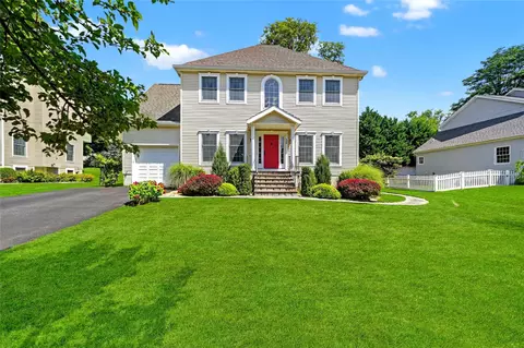 31 Murray Ln, Ossining, NY 10562
