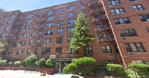 83-25 Vietor Ave #1D, New York, NY 11373