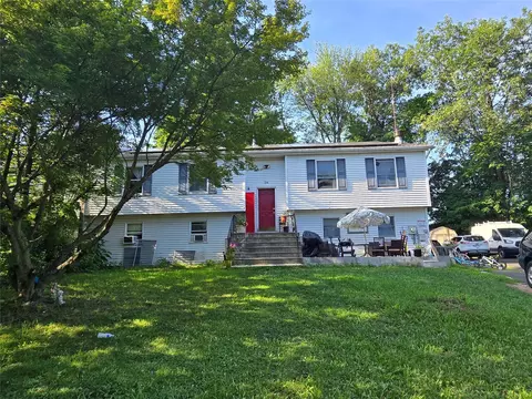 24 Hazel Ct, Ramapo, NY 10977