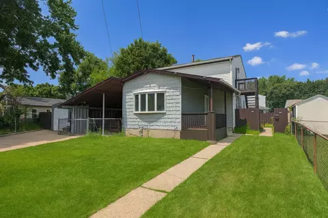 123 Days Ave, Selden, NY 11784
