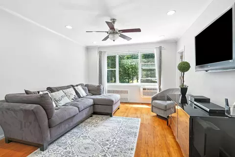 611 Palmer Rd #3S, Yonkers, NY 10701