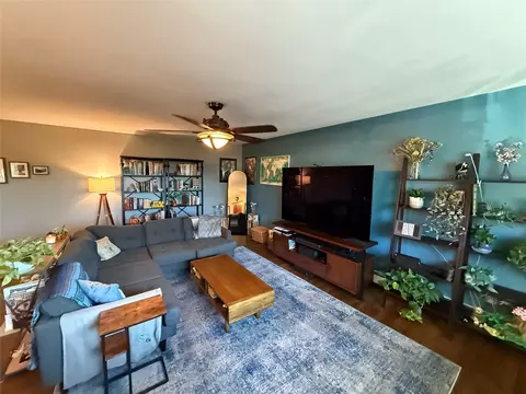 2453 Union Blvd #37B, Islip, NY 11751