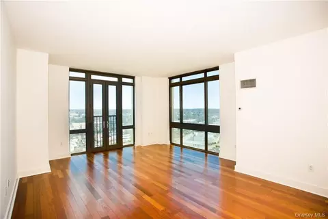 175 Huguenot St #1801, New Rochelle, NY 10801