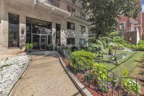 687 Bronx Riv #5K, Yonkers, NY 10704