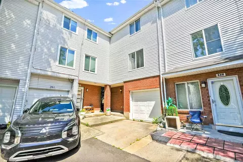 247 Ilyssa Way, Staten Island, NY 10312