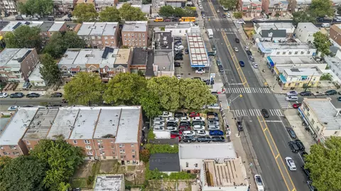 8317 Flatlands Ave, New York, NY 11236 photo 4