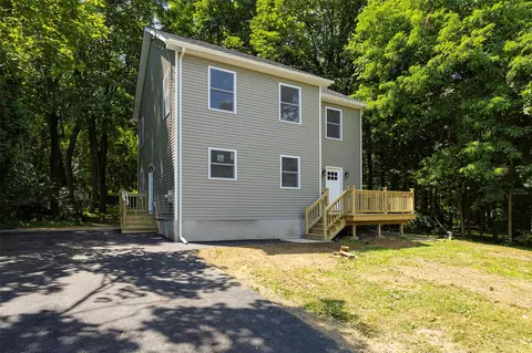 52 Spackenkill Rd, Poughkeepsie, NY 12603