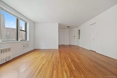 3184 Grand Concourse #4J, New York, NY 10458