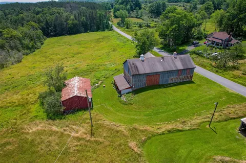 33 Eagin Rd, Callicoon, NY 12758