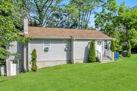 12 Revere Rd, Monroe, NY 10950