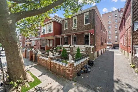 308 E 45th St, Brooklyn, NY 11203