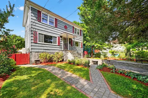 23 Sageman St, Mount Vernon, NY 10550
