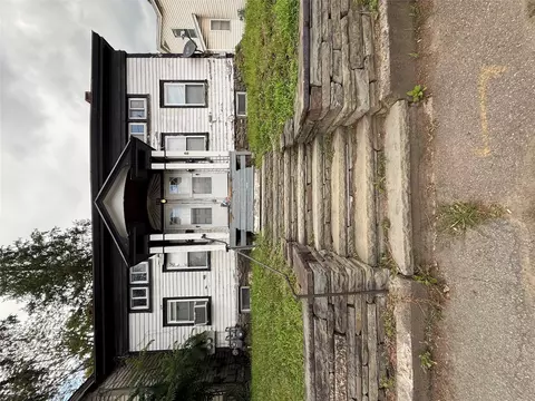 211 E Front St #1, Hancock, NY 13783