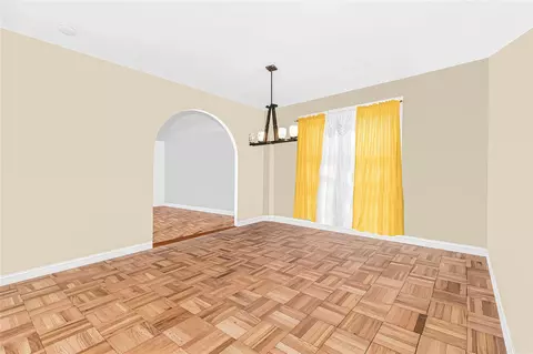 Living - 4101 Paulding Ave, New York, NY 10466 photo 1 of 4