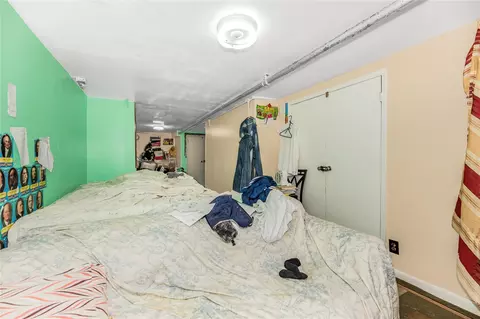 Bedroom - 4101 Paulding Ave, New York, NY 10466 photo 5 of 5