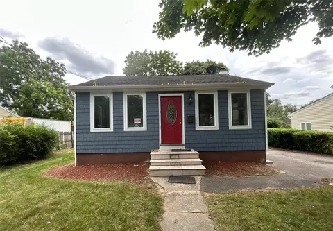 18 E Booker Ave, Wyandanch, NY 11798