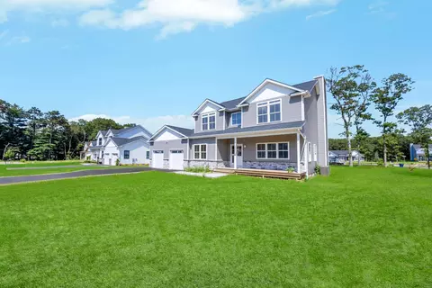 lot Apt 6 Cardinal Ct, Brookhaven, NY 11961