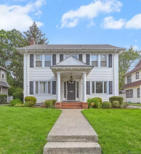 723 William St, Baldwin, NY 11510