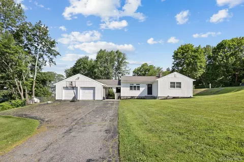 4 Wilson Rd, Southeast, NY 10509