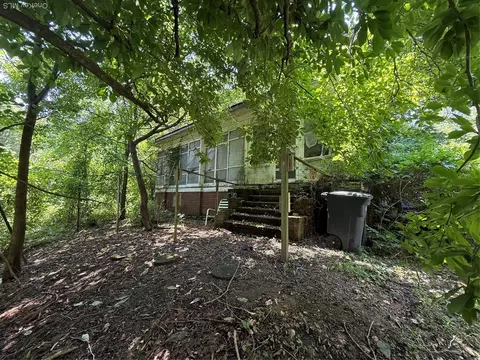 24 Summit Ave, Harriman, NY 10926
