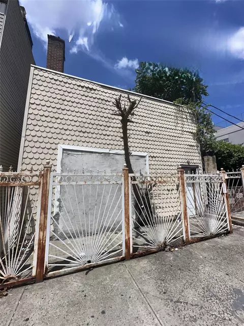 1333 Inwood Ave, New York, NY 10452