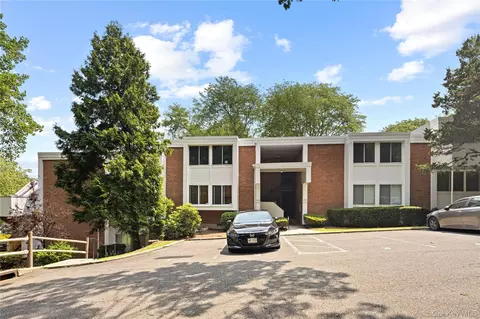 423 Colony Dr, Greenburgh, NY 10530