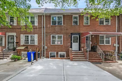 11023 172nd St, Jamaica, NY 11433