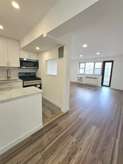 89-40 151 Ave #5F, Howard Beach, NY 11414