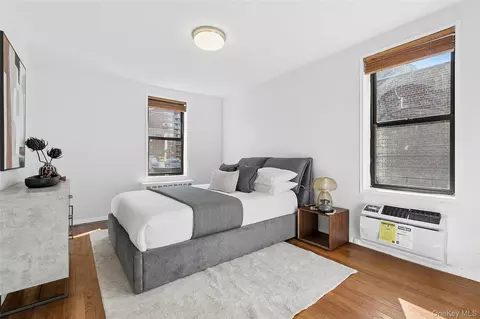 330 E 70th St #6E, New York, NY 10021
