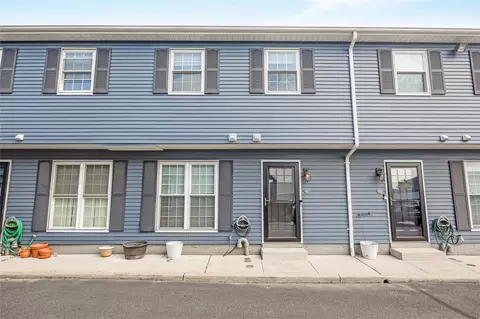 116 Westend Ave #21, Freeport, NY 11520