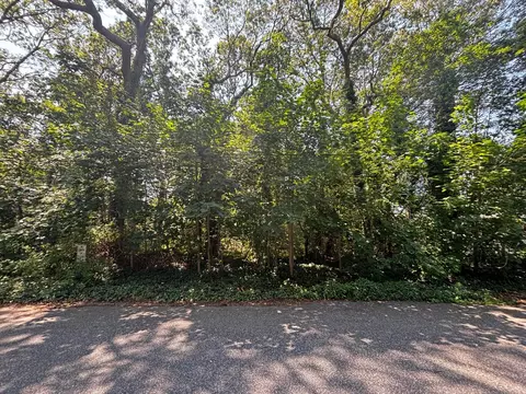 Holly Lane, Brookhaven, NY 11967