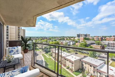 17-85 215th St #10E, New York, NY 11360