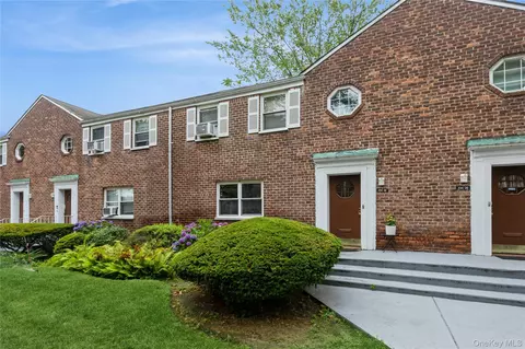 23432 133rd Ave #LOWER, Rosedale, NY 11422