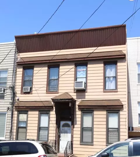 6077 55th St, New York, NY 11378
