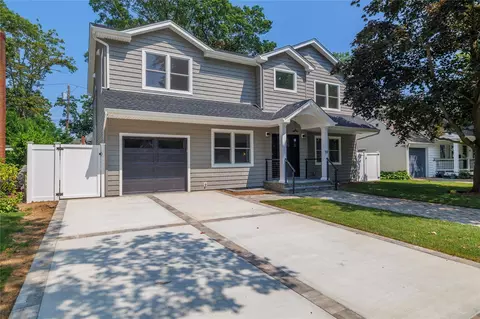 59 Winifred Dr, Merrick, NY 11566