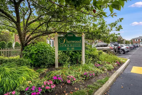 3000 Stevens St #45, Oceanside, NY 11572
