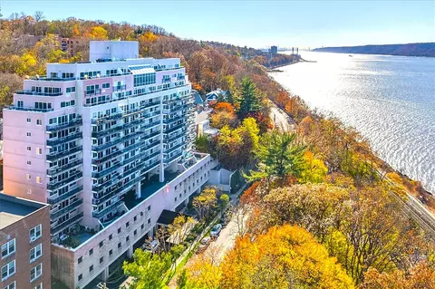 1020 Warburton Ave #12F, Yonkers, NY 10701